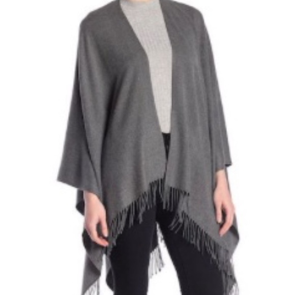 Adrienne Vittadini So Soft Wrap With Fringe - Picture 7 of 8